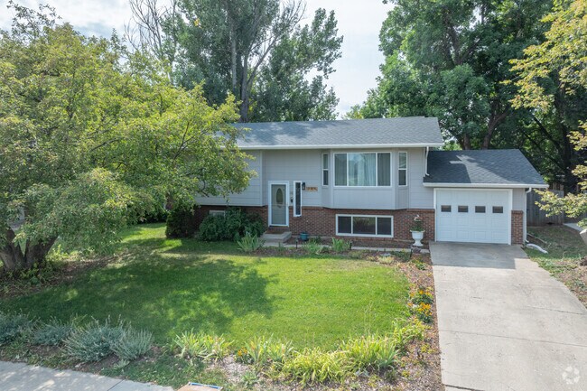 Southmoore Village includes many bi-level homes.