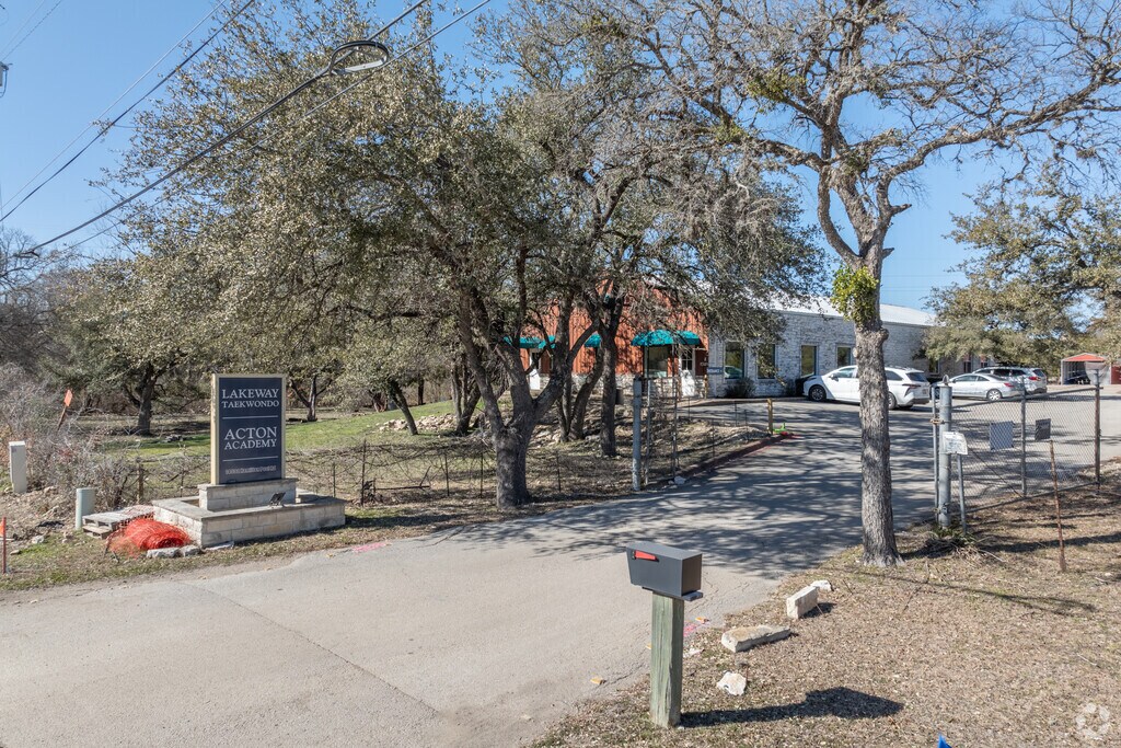 Acton Academy is located in Bee Cave, Texas.