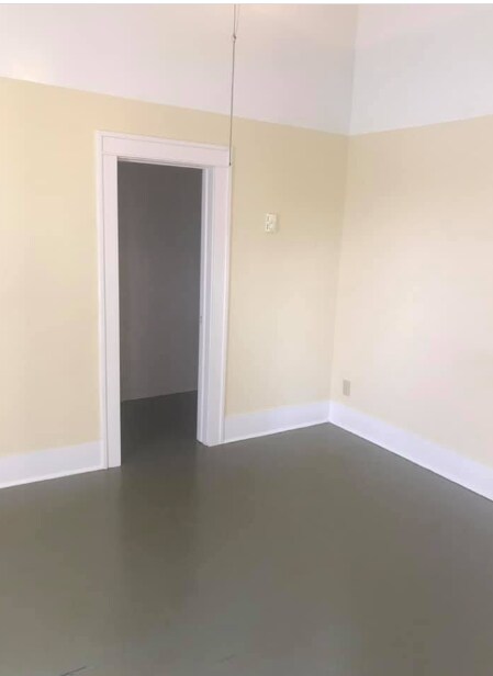 127 S James St unit 1, Ludington, MI 49431 - photo 1