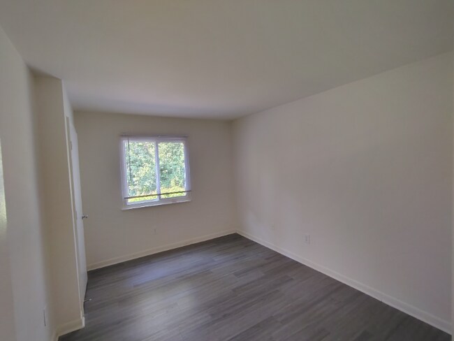 600 Reusens Rd unit L130, Lynchburg, VA 24503 - photo 3