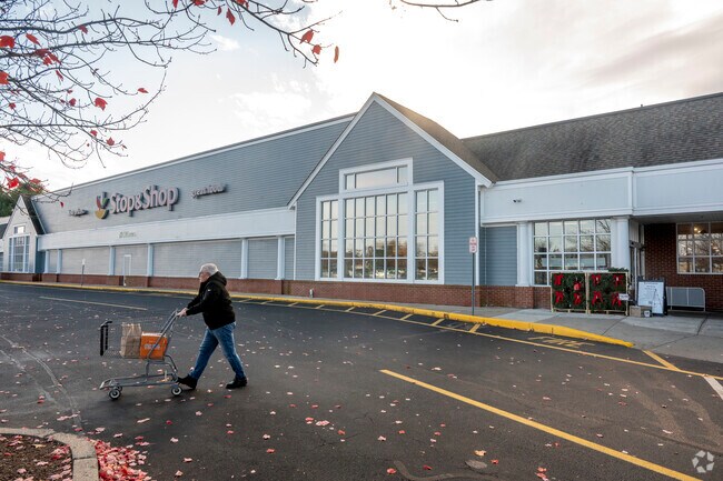 Stop and Shop is just a short drive from anywhere in Narragansett.