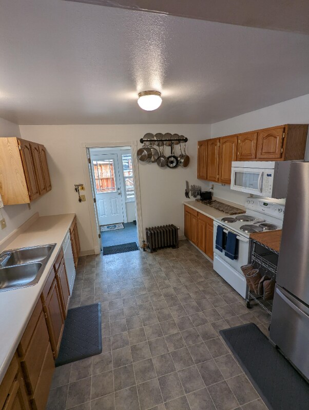 1033 12th Ave, Helena, MT 59601 - photo 6