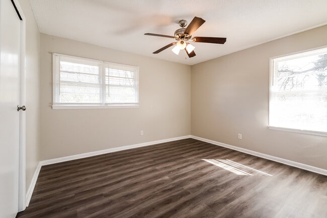 207 Polly Reed Rd NE, Center Point, AL 35215 - photo 7