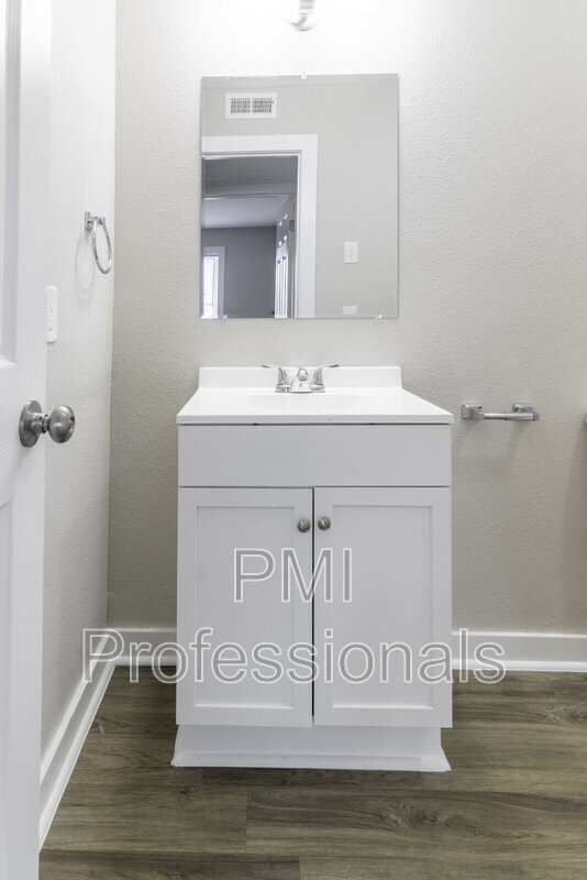 148 Kingsridge Dr, La Vergne, TN 37086 - photo 6