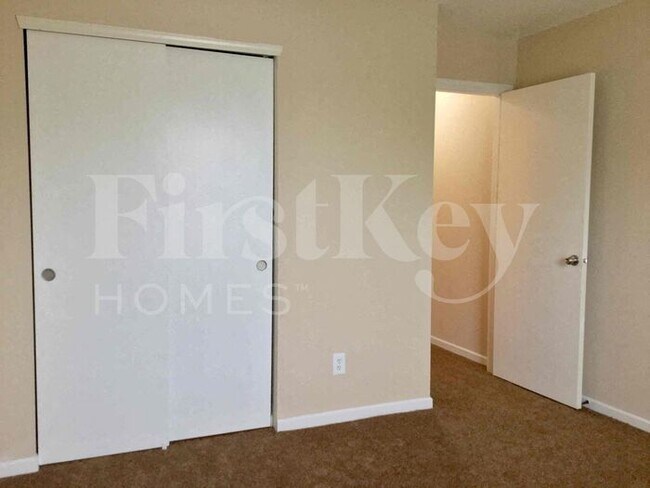 4122 Congaree Dr, Indianapolis, IN 46235 - photo 7