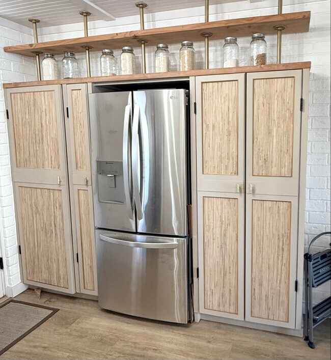 Ala Wai Town House unit 904, Honolulu, HI 96815 - photo 5