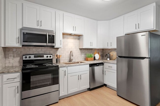 Exceptional Value in a Prime Location — Tour Today, Raleigh, NC 27606 - photo 4