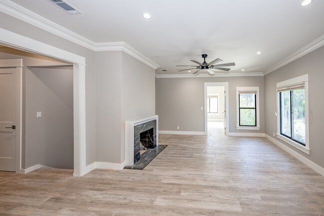 494 S Marengo Ave, Pasadena, CA 91101 - photo 3