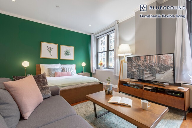 488 7th Ave unit FL10-ID143, New York, NY 10018 - photo 2