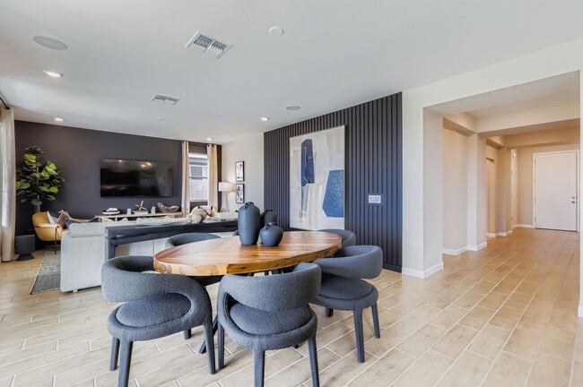 26751 N 167th Ave, Surprise, AZ 85387 - photo 2