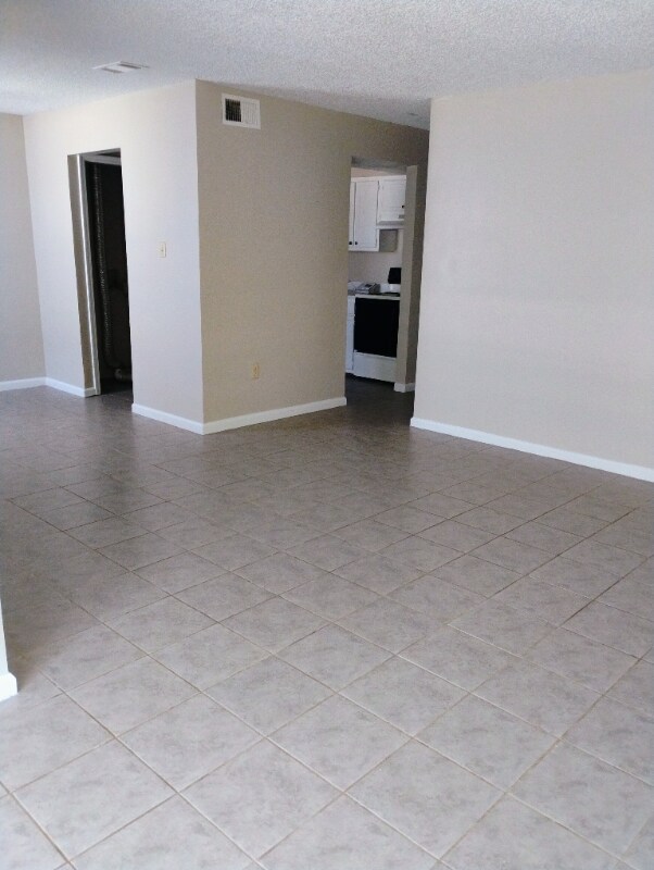 1714 Cedar Lake Dr Unit B, Baton Rouge, LA 70808