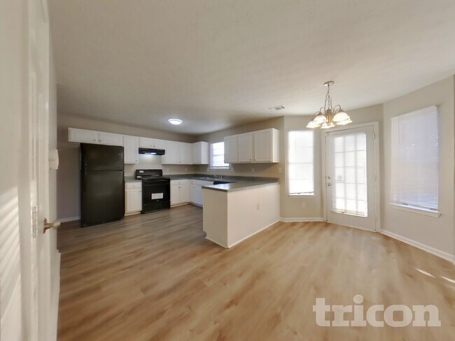 350 Creekview Blvd, Covington, GA 30016 - photo 7