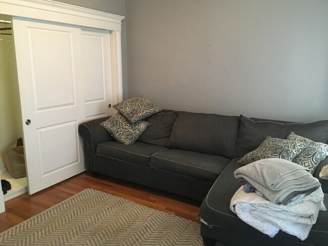 3 Grimes St unit 1, Boston, MA 02127 - photo 4