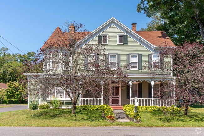 You will find beautiful older homes in the Tillson community.