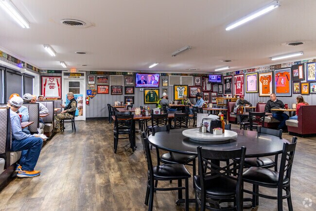 Many residents of Kershaw talk over lunch at the 521 Filling Station.