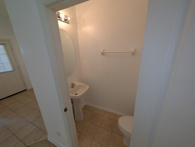 2270 Mulberry Ln, North Port, FL 34289 - photo 3