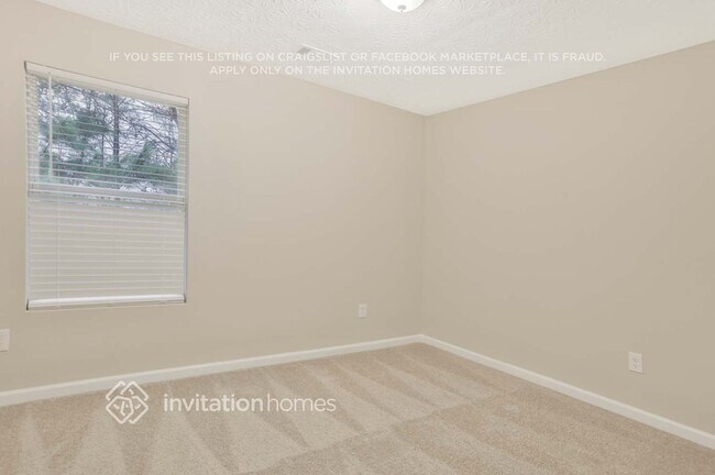 3227 Sable Run Rd, Atlanta, GA 30349 - photo 7