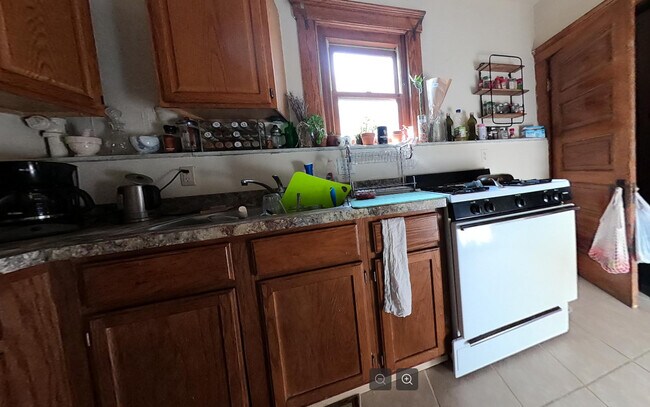 807 S Main St, Ann Arbor, MI 48104 - photo 5