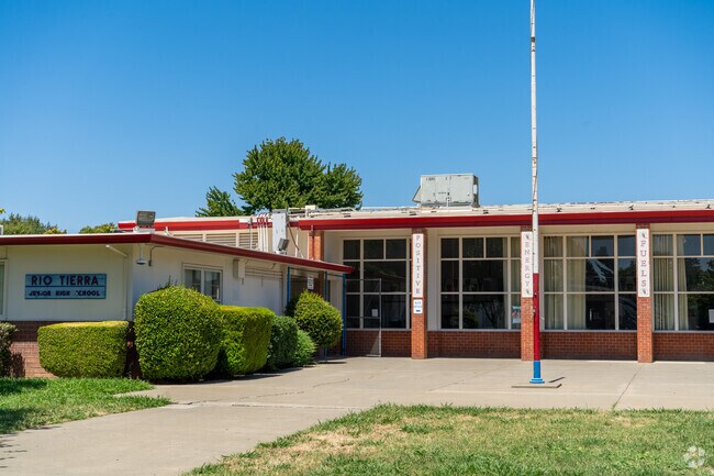 Rio Terra Junior High School is in the Northgate neighborhood of California.