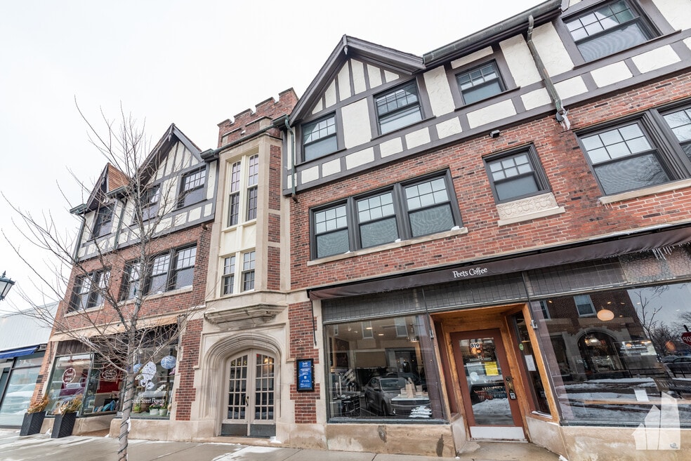 545 Chestnut St unit E545-303, Winnetka, IL 60093 - photo 1