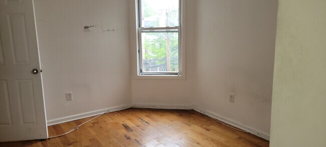 654 S 19th St unit 1, Newark, NJ 07103 - photo 7