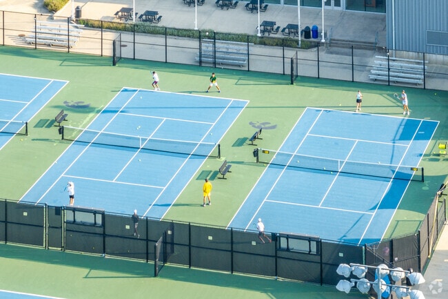 The nearby Hawkeye Tennis and Recreation complex offers public memberships and lessons.