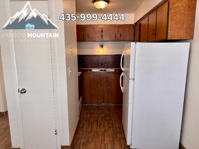 375 W 550 N unit 2, Logan, UT 84321 - photo 4