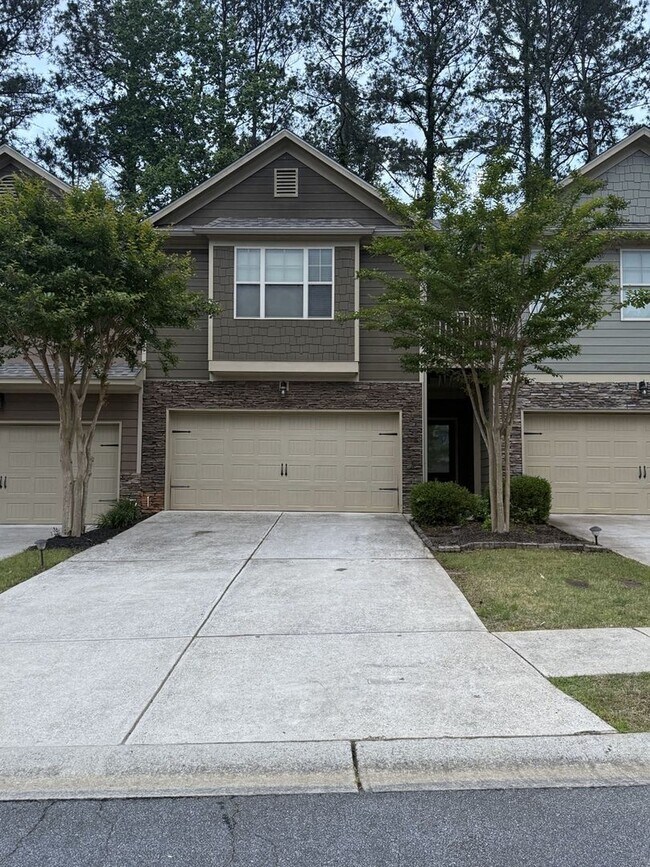 163 Sunset Ln, Woodstock, GA 30189