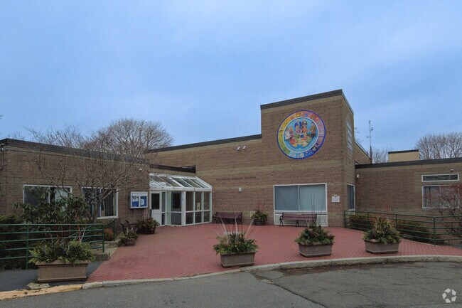 Epstein Hillel School in Marblehead has a student teacher ratio of 3 to 1.