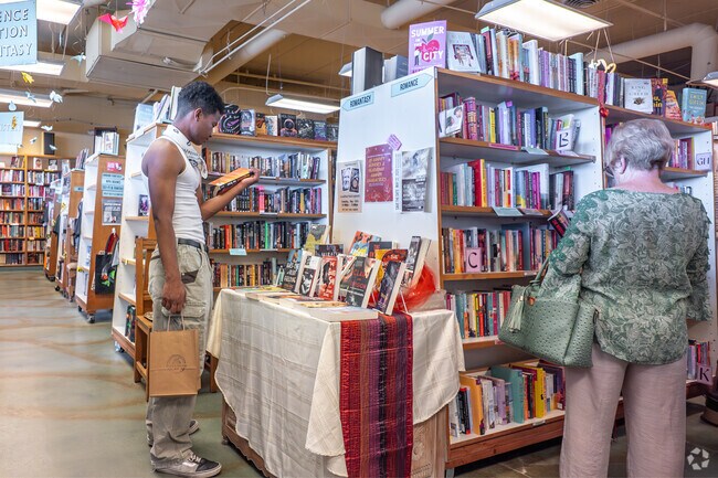 Tanoan Community residents enjoy having the independent Page 1 Bookstore nearby for their literary needs.