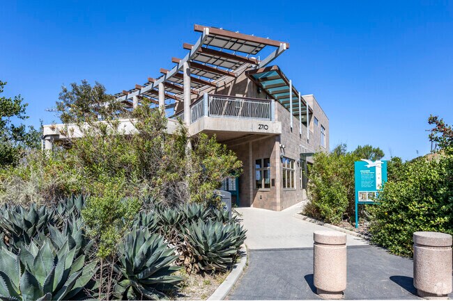 Visitor center at San Elijo Lagoon Conservancy offers scenic observation deck.