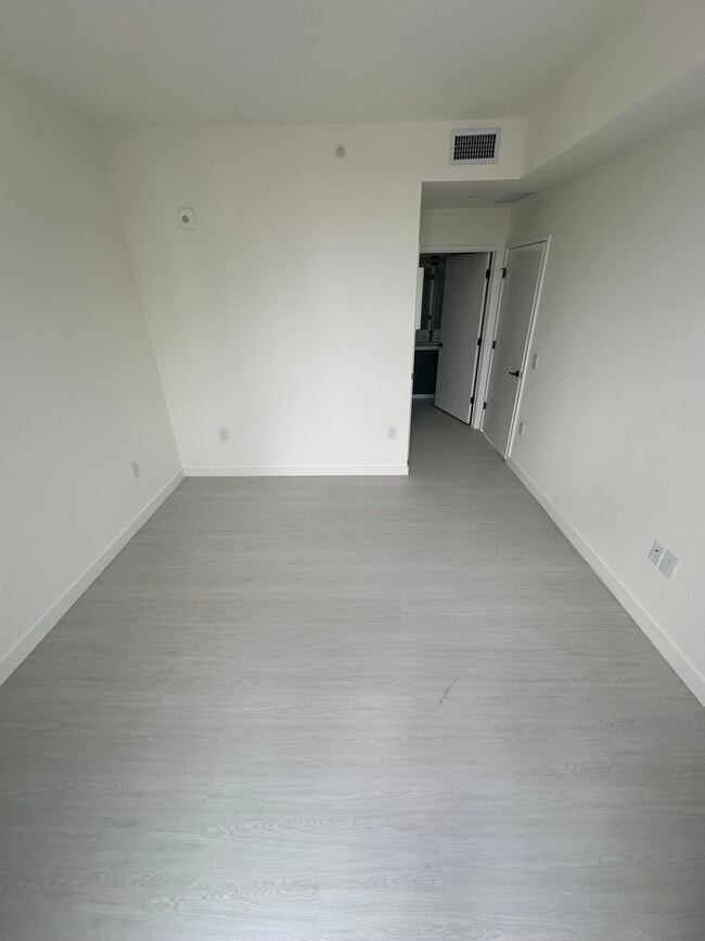 20461 NW 17th Ave unit B, Miami Gardens, FL 33056 - photo 5