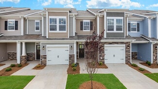 371 Lagoon Rd, Fletcher, NC 28732
