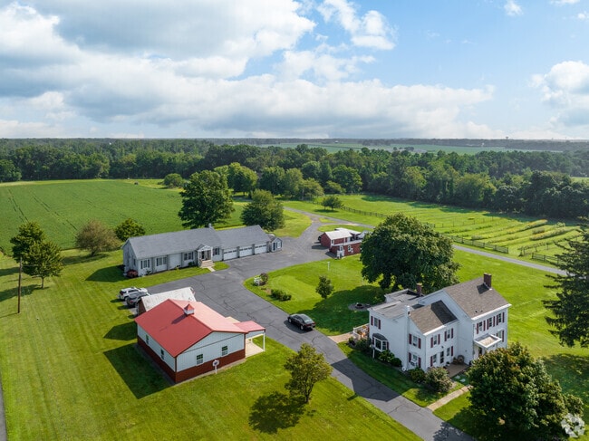 Many large farms are located in Cranbury and are still in operation today.