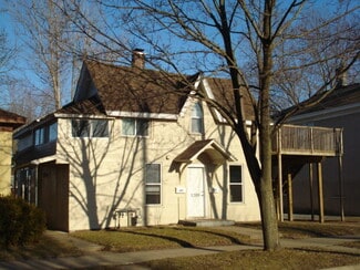 1207 10th St S, La Crosse, WI 54601