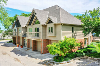 8515 Indian Hills Dr, Omaha, NE 68114