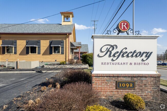 The Refectory Restaurant and Bistro is an upscale French restaurant located in The Gables.