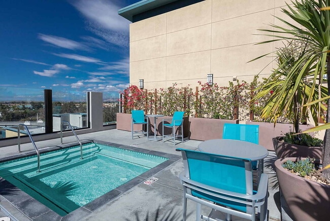 Apex, Milpitas, CA 95035 - photo 3