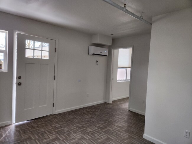 1120 Montana St unit 14, Gooding, ID 83330 - photo 3