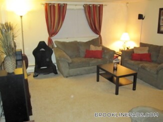 79 Chestnut St Unit 2B, Brookline, MA 02445