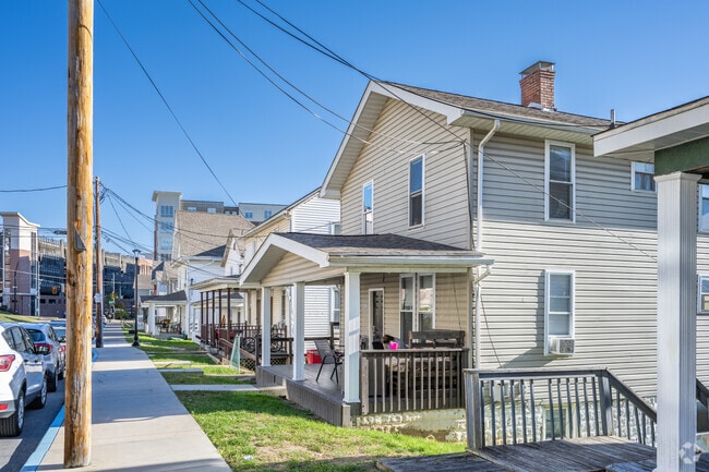 Some homes in Sunnyside like this row sit along a level street in Sunnyside.
