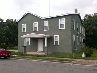 1203 Kirby St Unit D, West Point, VA 23181