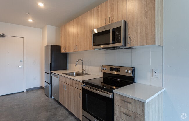 Vanguard, Boise, ID 83702 - photo 2