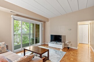 303 Tremont St Unit 1, Newton, MA 02458