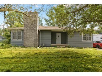 56351 220th St, Austin, MN 55912