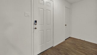 332 Cottonmouth Ln, Seguin, TX 78155