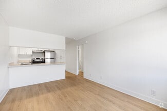 118 14th St, Ramona, CA 92065