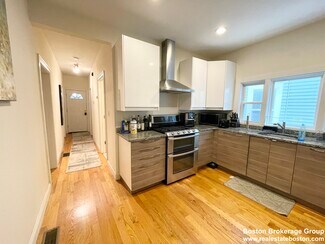 7 Sudan St Unit 1, Boston, MA 02125