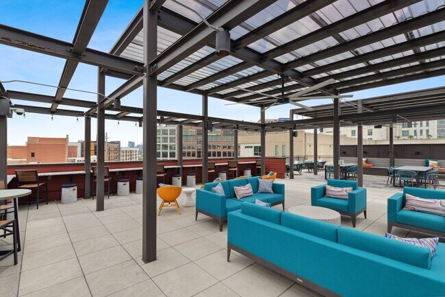 Westside_amenity_rooftop (6)