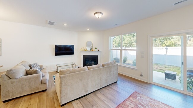 1031 Culloden Cir, Durham, NC 27713 - photo 3